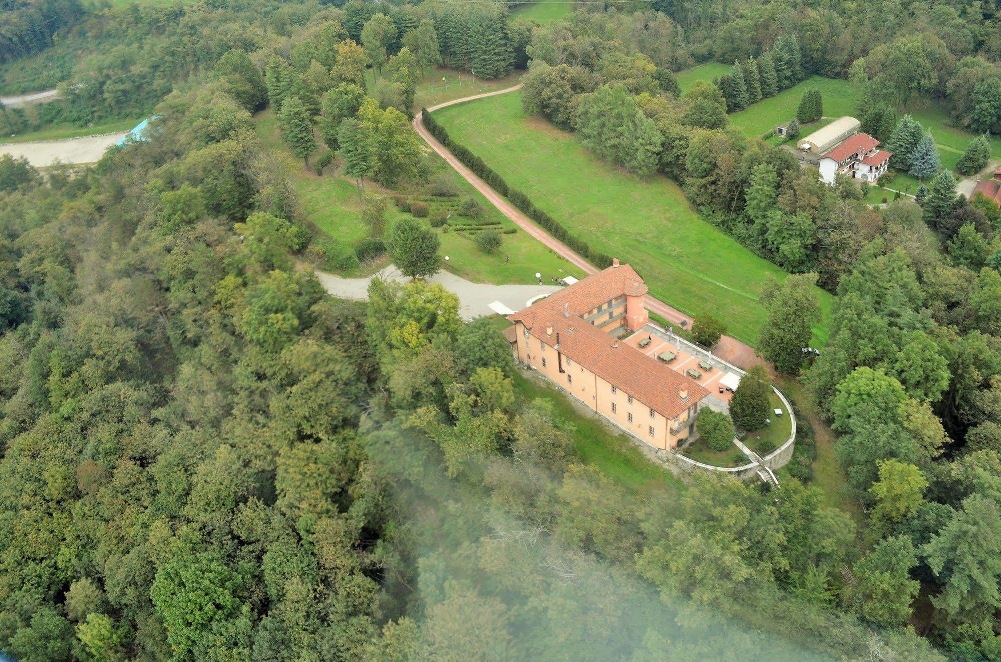 Tenuta Montezeglio Country Family House Invorio Inferiore Exteriér fotografie