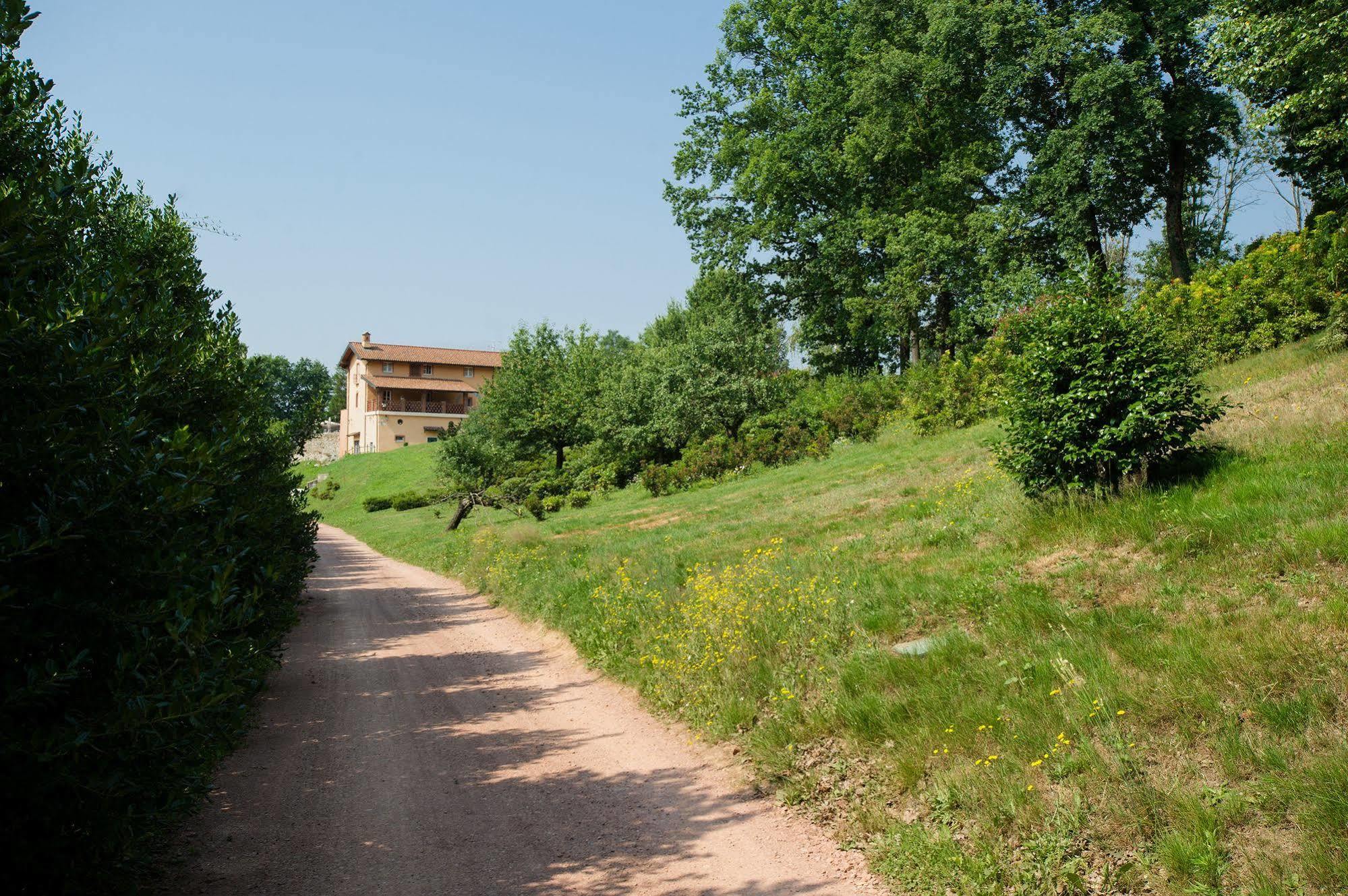 Tenuta Montezeglio Country Family House Invorio Inferiore Exteriér fotografie